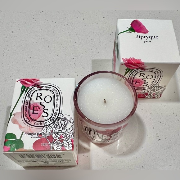 Diptyque Roses Mini Candle 35g in a LIMITED EDITION vessel and box - Picture 3 of 4